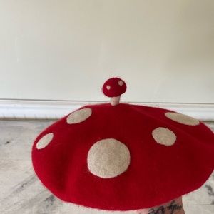 Mushroom Baret